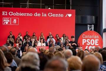 Los socialistas de Telde arropan a un Pedro Sánchez convencido del triunfo de su partido en las Islas/Acfi Press y TA.